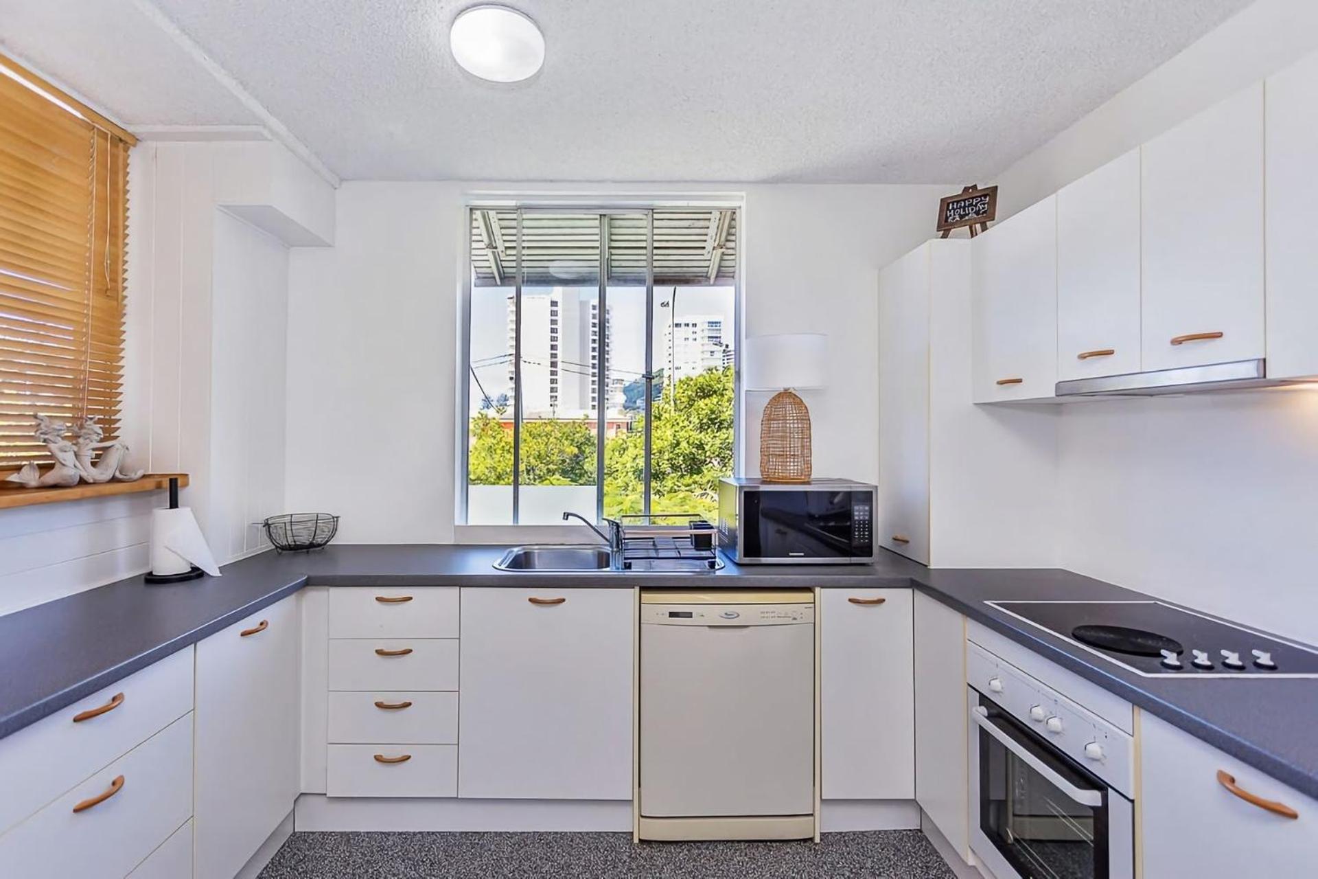 Beachside Bliss Your Ideal Coastal Hideaway Appartement Gold Coast Buitenkant foto