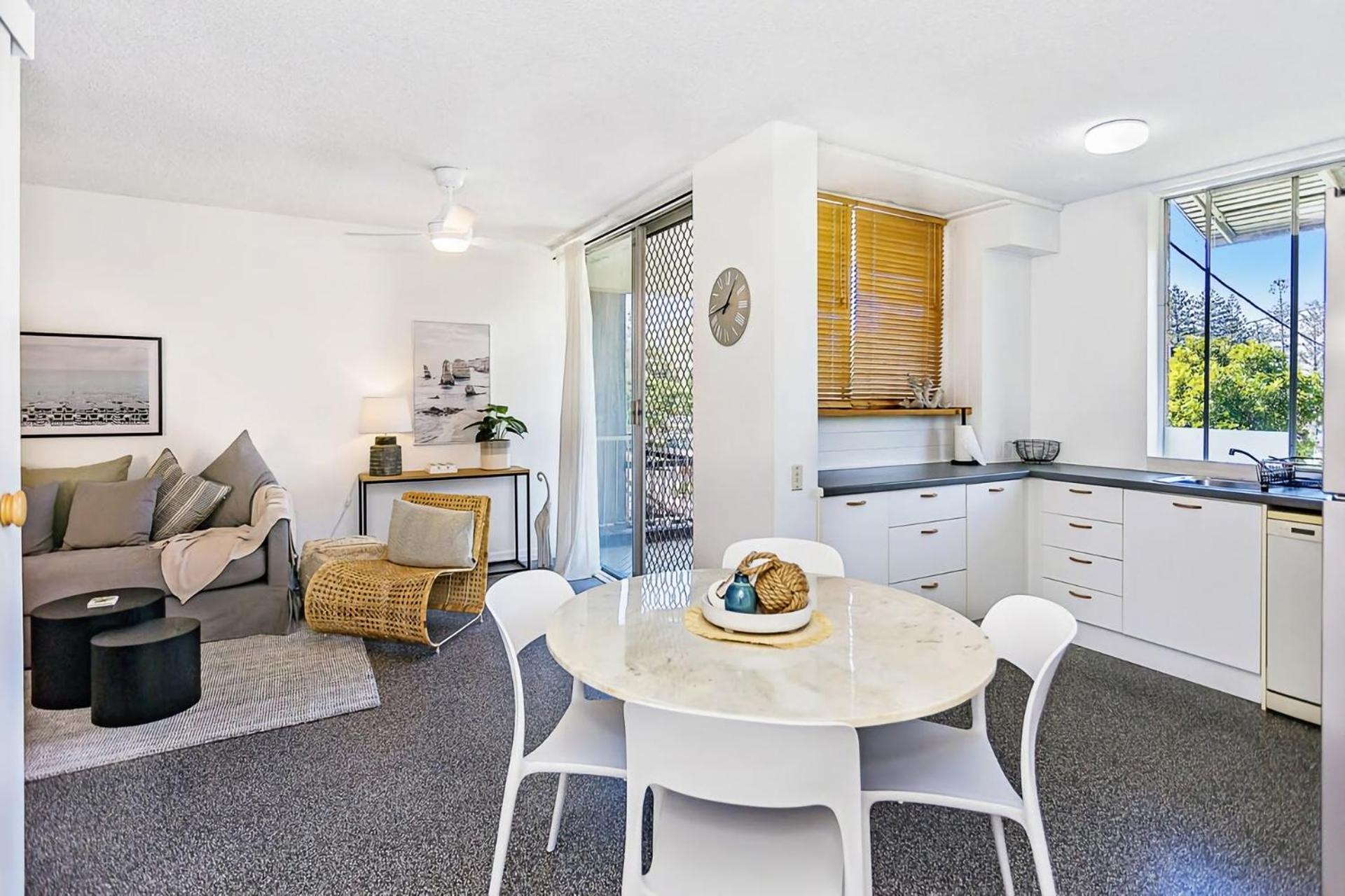 Beachside Bliss Your Ideal Coastal Hideaway Appartement Gold Coast Buitenkant foto