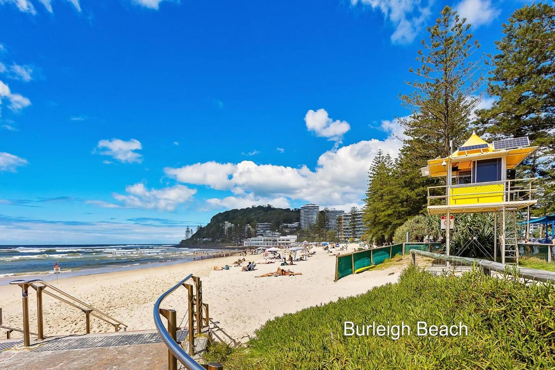 Beachside Bliss Your Ideal Coastal Hideaway Appartement Gold Coast Buitenkant foto